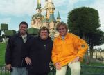 Disneyland Parijs, 9 November 1996
Edwin Smulders samen met Edwin Bredius en Andre Hazes.
Foto Peter Smulders BV