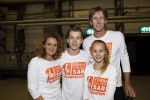 Katwijk Leiden 28 november 2012
Edwin en Annemarie v d sar en hun kinderen Joe en Lynn maken schilderije met Pim Smit die verkocht gaan worden voor de edwin v d Sar foundation.
Peter Smulders bv