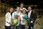 Katwijk Leiden 28 november 2012
Edwin en Annemarie v d sar en hun kinderen Joe en Lynn maken schilderije met Pim Smit die verkocht gaan worden voor de edwin v d Sar foundation.
Peter Smulders bv