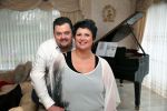 Tiel, 19 December 2012 Frans Duijts met zijn vrouw Marloes Duijts en hun 