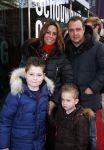 Amstelveen 9 december 2012
Premiere Dik Trom in schouwburg Amstelveen. Grad Damen met vrouw en zoons
Peter Smulders bv