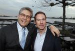 Loosdrecht 26 november 2012
Presentatie cd Anneke Gronloh bij het Golden Tulip hotel. henk Krol met vriend
Peter Smulders bv