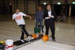 Katwijk Leiden 28 november 2012
Edwin en Annemarie v d sar en hun kinderen Joe en Lynn maken schilderije met Pim Smit die verkocht gaan worden voor de edwin v d Sar foundation.
Peter Smulders bv