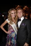 Bunnik 10 december 2012
Miss Nederland verkiezing gepresenteerd door Yolanthe Sneijder Cabau en Kim Kotter. John Ewbank met zijn vriendin Kelly Weekers
Peter Smulders bv
