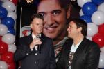 Noordwijk 23 november 2012
Presentatie cd Alex Wielders . Louis v gaal reikt de eerste cd uit.
Peter Smulders bv