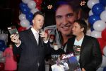Noordwijk 23 november 2012
Presentatie cd Alex Wielders . Louis v gaal reikt de eerste cd uit.
Peter Smulders bv