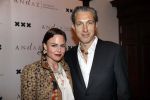 Amsterdam 29 november 2012
Opening Andaz hotel. Marcel wanders met vrouw
Peter Smulders bv