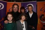 Hilversum, 6 December 2012
De Gouden Pepernoot uitreiking in het Gooiland theater
Marco Borsato met gezin
Foto Peter Smulders BV