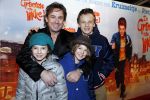 Amsterdam 9 december 2012
Premiere groeten van Mike in Tuschinski. marco leontine Luca Jada en Senna Borsato
Peter Smulders bv
