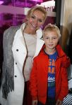 Amstelveen 9 december 2012
Premiere Dik Trom in schouwburg Amstelveen. mariska v Kolck met zoon
Peter Smulders bv