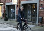 Amsterdam 10 december 2012
Matthijs v Nieuwkerk op de fiets bij DWDD in de westergasfabriek.
Peter Smulders bv