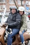 Amsterdam 3 december 2012
Menno Kohler met vriendin en hond op vespa scooter in de sneeuw.
Peter Smulders bv