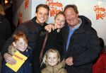 Amsterdam 9 december 2012
Premiere groeten van Mike in Tuschinski. reineke Antvelink met man Olaf v d Berg en hun kinderen
Peter Smulders bv