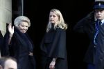 Amsterdam 12 december 2012
Uitreiking prins Claus prijzen in het paleis op de dam.
Koningin Beatrix Prins Willem Alexander prinses Maxima Prinses Mabel Prins Constantijn en Prinses Laurentien zijn aanwezig.
Peter Smulders bv