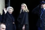 Amsterdam 12 december 2012
Uitreiking prins Claus prijzen in het paleis op de dam.
Koningin Beatrix Prins Willem Alexander prinses Maxima Prinses Mabel Prins Constantijn en Prinses Laurentien zijn aanwezig.
Peter Smulders bv