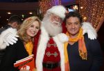 Hilversum 7 december 2012
Sky radio opbouwen Christmas tree (kerstboom) voor goede doelen. Rene en Natasja Froger
Peter Smulders bv