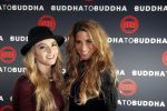 Amsterdam 23 november 2012
Opening nieuwe Buddha to Buddha pand in Amsterdam. Samantha Klumper met een vriendin
Peter Smulders bv