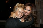 Amsterdam 6 december 2012
Presentatie Playboy met daarin Tatjana bij de harbour club. tatjana met moeder
Peter Smulders bv
