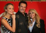 Utrecht, 18 December 2012
Perspresentatie SBS Sterren dansen op het ijs
Patricia Paay, Gerard Joling en Tess Milne
Foto Peter Smulders BV