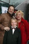 Amsterdam 25 november 2012
Premiere de vijf legendes in pathe arena. Victor Low met vrouw en zoon
Peter Smulders bv