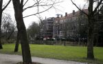 Amsterdam 26 november 2012
Het laatste huis dat Frank Rijkaard heeft gekocht aan het vondelpark wat nu verbouwd wordt.
Peter Smulders bv