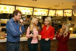 Amsterdam 9 december 2013
Chantal janzen Rovert ten Brink en Yvonne Coldeweijer werken bij Mc Donalds waar een 30 cent extra aktie tbv van het Ronald MC Donald huis. Debbie de Wagenaar praat alles aan elkaar namens directie Mc Donalds
