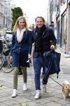 Amsterdam 30 november 2013
John Ewbank en Kelly Weekers met hun hondje op de pc hooftstraat