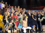 Scheveningen 30 november 2013
Voorstelling in het circustheater ivm met 200 jaar koninkrijk in Nederland.
Koningin Maxima en Koning Willem Alexander met alle artiesten die meegewerkt hebben.