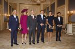 Den Haag, 8 November 2013
Staatsbezoek Belgie aan Nederland
Koningin Mathilde, Koning Filip, Koning Willem Alexander en Koningin Maxima, Mark Rutte en Elio Di Rupo
Foto Peter Smulders BV