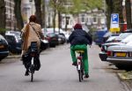 Amsterdam 26 november 2013
Loes Luca met ... op de fiets in Amsterdam zuid