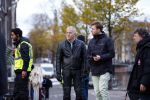 Amsterdam 26 november 2013
Mark v Eeuwen tijdens de opnames van de film kidnap of Freddy Heineken in Amsterdam. peter R de Vries met zijn zoon op de set