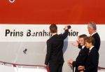 1996 Doop en nieuwe namen voor de boeings van Martin Air met kinderen van Pieter v Vollenhoven, Prins Maurits Prins Pieter Christiaan, Prins Floris en Prins Bernhard Jr. en Martin Schroder
