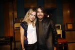 Hilversum 25 november 2013
Vandaag werd in de wisseloord studio s bekend gemaakt dat dit jaar Waylon en Ilse de Lange naar het songfestival gaan voor Nederland.