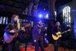 Volendam 13 november 2014
Presentatie nieuwe kerst cd van de 3j's met Jan Dulles Jaap kwakman en Jan de Witte. Glennis Grace reikt het eerste exemplaar uit.