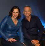 Hilversum, 11 December 2014
Perspresentatie AVROTROS Winterseizoen
Jaap Jongbloed met Anniko v Santen presenteren samen het programma AD Misdaadmeter