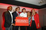 Vaassen 9 november 2014
Presentatie nieuwe produktlijn Aad Ouborg Bourgini genaamd. De presentatie is in restaurant de Leest van Jacob Jan Boerma. Aron en Yvonne Winter met Tim en Florentine Ouborg