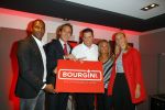 Vaassen 9 november 2014
Presentatie nieuwe produktlijn Aad Ouborg Bourgini genaamd. De presentatie is in restaurant de Leest van Jacob Jan Boerma. Aron en Yvonne Winter met Tim en Florentine Ouborg