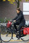 Amsterdam 7 november 2014
Astrid Joosten doet op de fiets boodschappen in Amsterdam zuid