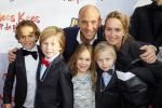 Amsterdam 22 november 2014
Premiere Mees Kees in carre met in de hoofdrollen Willem Voogd Sanne Wallis de Vries  Felix Osinga, en Brent Thomassen. ralph en Carlijn de Vries