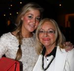 Den Haag, 15 December 2014
Societylunch georganiseerd door Tony Tetro
Corry Konings met haar dochter Sharona de Vries