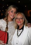 Den Haag, 15 December 2014
Societylunch georganiseerd door Tony Tetro
Corry Konings met haar dochter Sharona de Vries