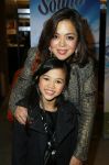Den Bosch 23 november 2014
Premiere Sound of music in de parade in Den Bosch. Cystine Carreon met dochter