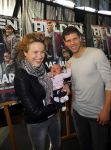 Ridderkerk 10 november 2014
Presentatie Helden met oa Klaasjan Huntelaar met vrouw en kinderen bij v d Valk. Daphne Koster met baby