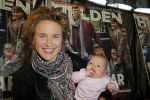 Ridderkerk 10 november 2014
Presentatie Helden met oa Klaasjan Huntelaar met vrouw en kinderen bij v d Valk. Daphne Koster met baby