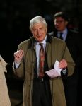 Utrecht 8 december 2014
Mr Pieter v Vollenhoven viert samen met zijn familie ,Prinses Margriet Prins Maurits Prinses Marilene Prins Bernhard Jr. Prinses Annette Prins Floris Prinses Aimee Prins Pieter Christiaan en Prinses Anita zijn 75e verjaardag in het Beatrix theater.