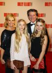 Scheveningen 30 november 2014
Premiere Billy Elliot in het circustheater.
Erik de Zwart met vrouw en kinderen