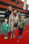 Hilversum 26 november 2014
Sinterklaas bij RTL in studio 21. Eva Peters met kinderen en moeder