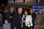 Amsterdam 7 december 2014
George Baker ( Hans Bouwens) vietr met familie en collega's zijn 70e verjaardag.