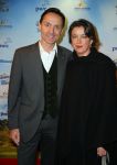 Den Bosch 23 november 2014
Premiere Sound of music in de parade in Den Bosch. Hugo Haenen met vrouw