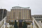 Noordwijk 14 november 2014
Arjen Robben neemt het eerste stripboek over zijn voetbal carriere in ontvangst in hotel Huis ter Duin en aansluitend geeft hij een voetbal clinic op het strand.